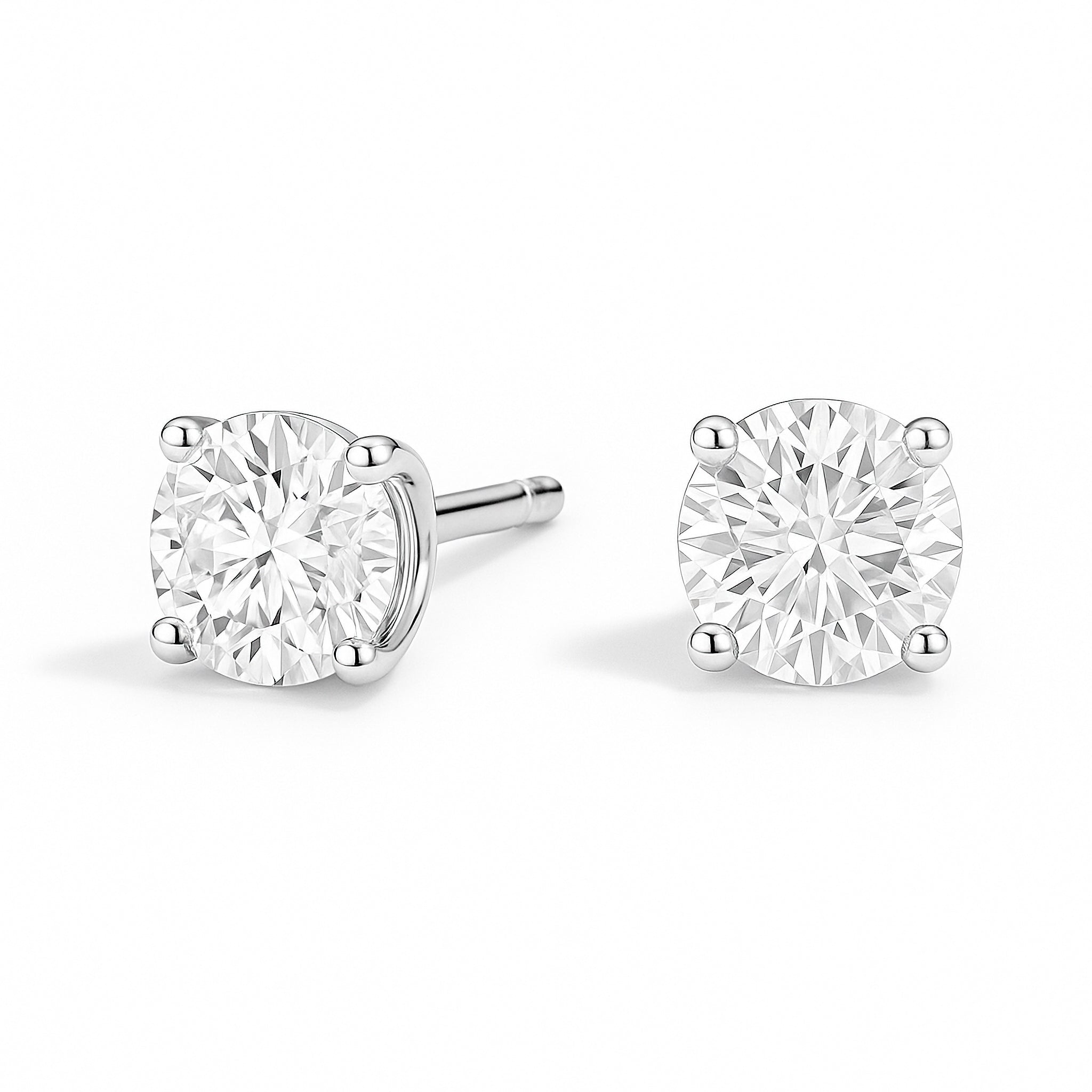 Round Natural Diamond Stud Earrings