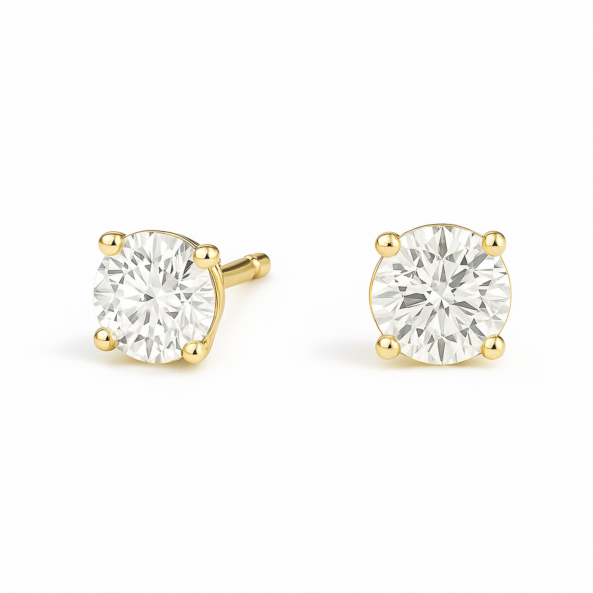 Round Natural Diamond Stud Earrings