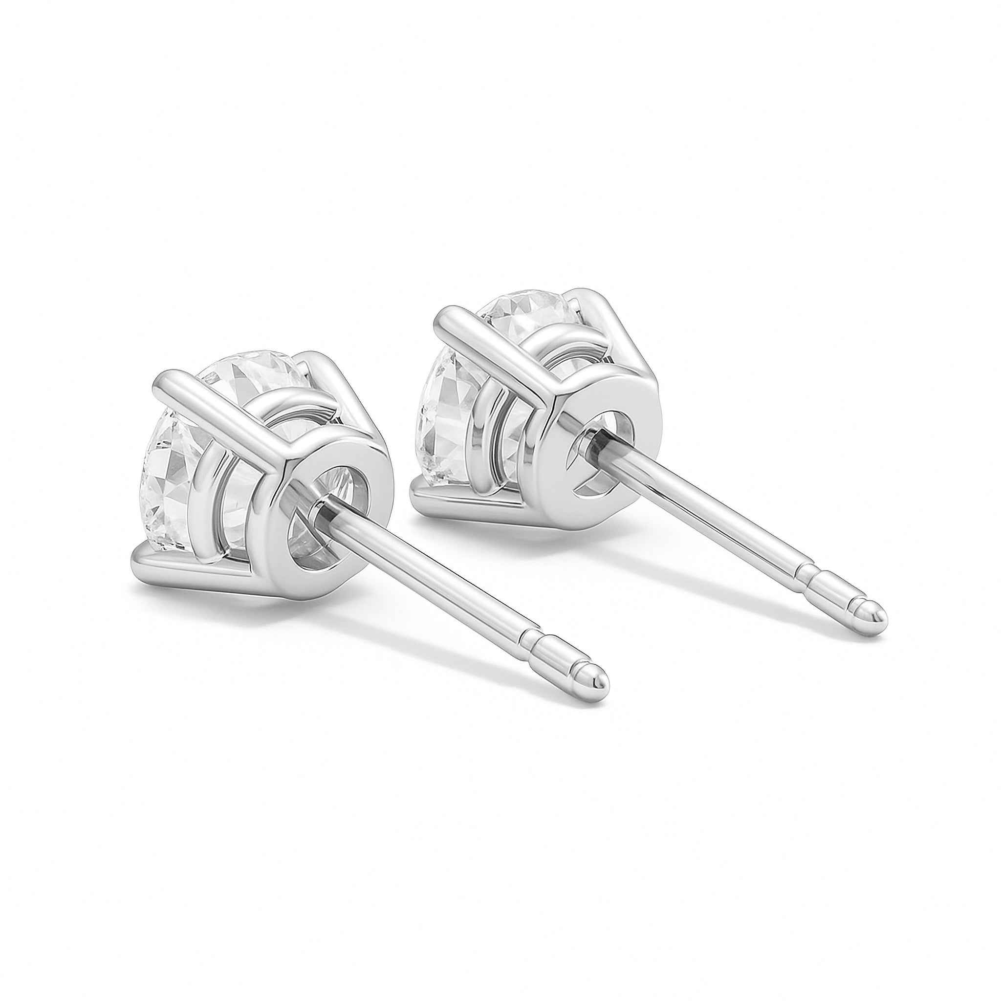 Round Natural Diamond Stud Earrings