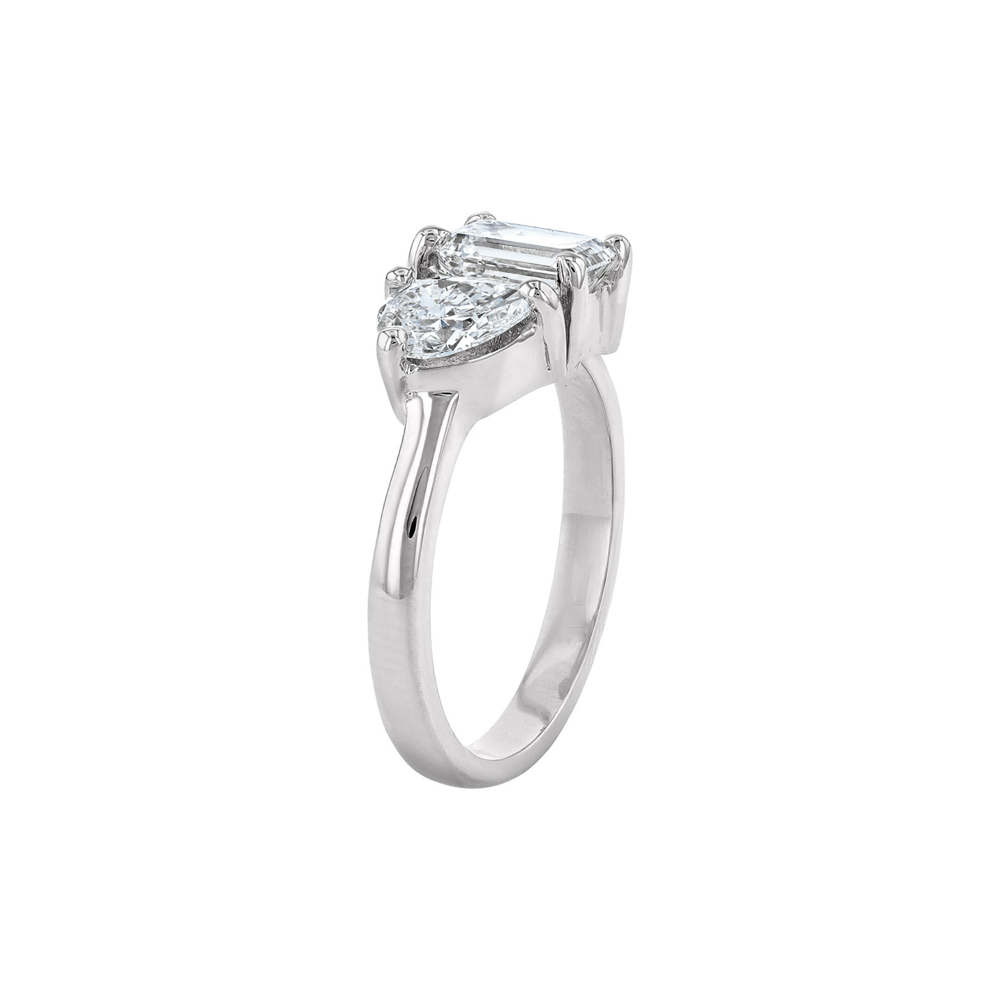 Toi Et Moi Emerald and Pear Diamond Ring