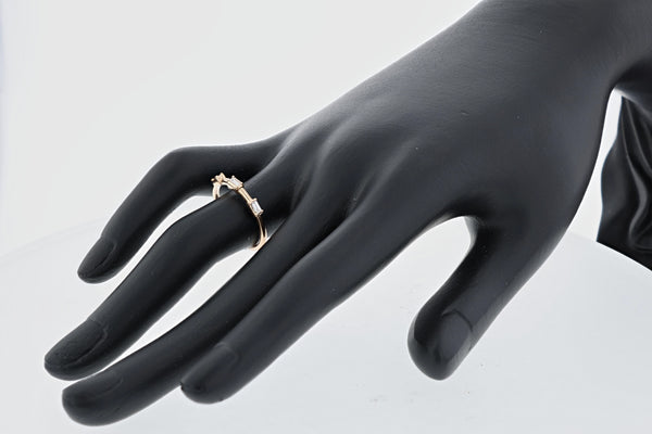 Three-stone Baguette Diamond Fashion Ring 14kt Gold