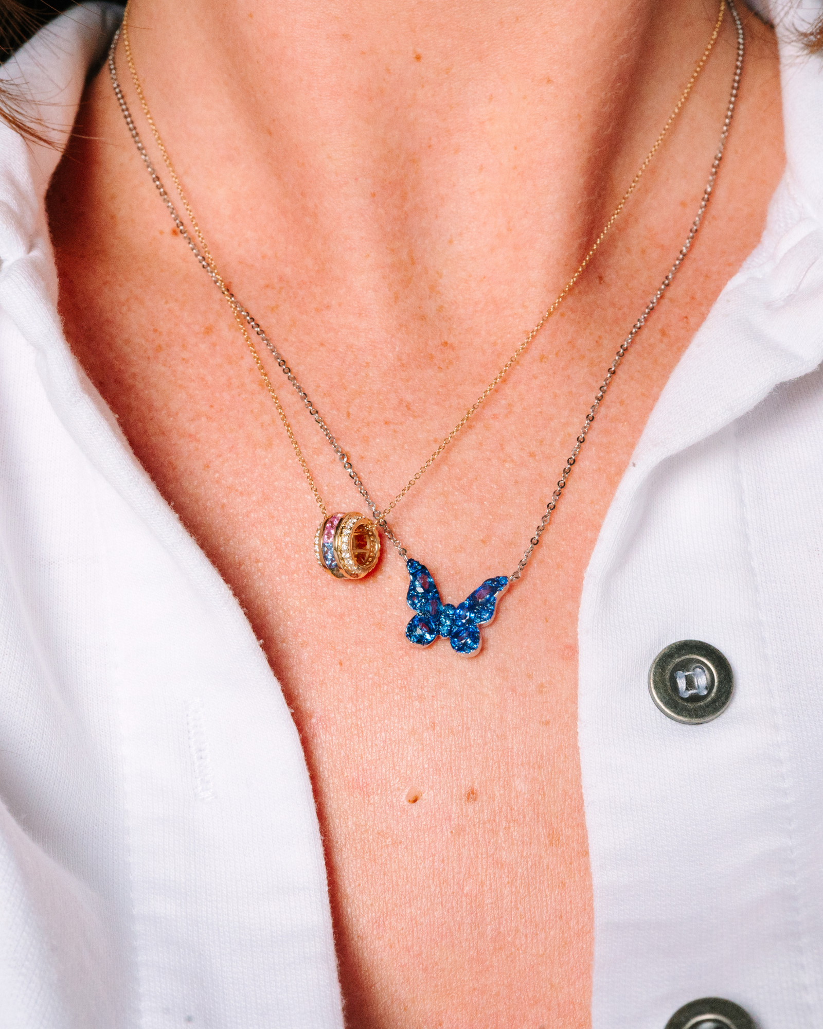 mobile_main_hero_pendants.png
